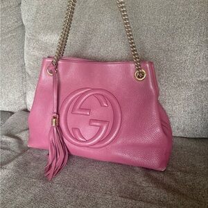 Gucci Pink Pebbled Leather Shoulder Bag with Tassel